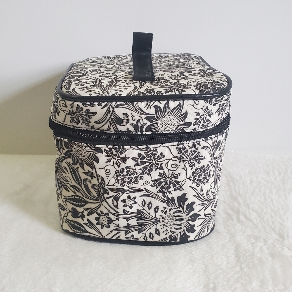 Bella Russo Black White Floral Flower Cosmetic Bag Case NWOT - Picture 5 of 12